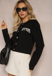 Czarny Kardigan z Frędzlami Ozdobionymi Cyrkoniami i Guzikami w Kształcie Kwiatków Alinessa. Czarne kardigany damskie Renee, bez wzorów, bez kołnierzyka. Za 69.99 zł.