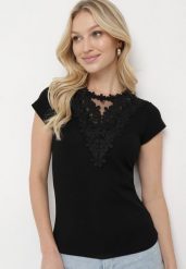 Czarny Bawełniany T-shirt z Koronkową Wstawką Thinara. Czarne t-shirty damskie Born2be, s, bez wzorów, z bawełny, bez kołnierzyka, bez ramiączek. Za 39.99 zł.