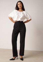 Czarne Proste Spodnie Garniturowe VICES z Wysokim Stanem Zellryna. Czarne spodnie materiałowe damskie Born2be, bez wzorów, z jeansu, biznesowe, z podwyższonym stanem. Za 99.99 zł.