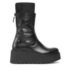 Botki Maciejka. Czarne botki damskie Maciejka, bez wzorów, bez obcasa, na koturnie, bez zapięcia. Za 479.99 zł.