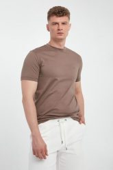 T-shirt męski bawełniany LIU JO. T-shirty męskie Liu Jo, m, bez wzorów, z bawełny, bez kołnierzyka, bez ramiączek. Za 219.00 zł.