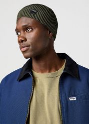 CZAPKA ZIMOWA UNISEX WRANGLER EASY BEANIE IVY GREEN 112372412. Zielone czapki damskie Wrangler, na zimę, bez wzorów. Za 89.99 zł.