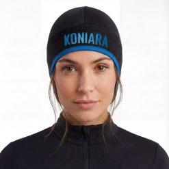 Czapka jeździecka pod kask GALOP WEAR Koniara. Czarne czapki damskie GALOP WEAR, z aplikacjami, z dzianiny. Za 139.00 zł.
