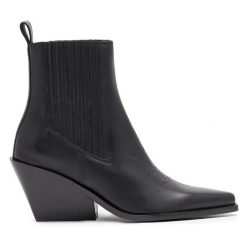 Botki Badura. Czarne botki damskie Badura, bez wzorów, bez obcasa, na słupku, bez zapięcia. Za 399.99 zł.