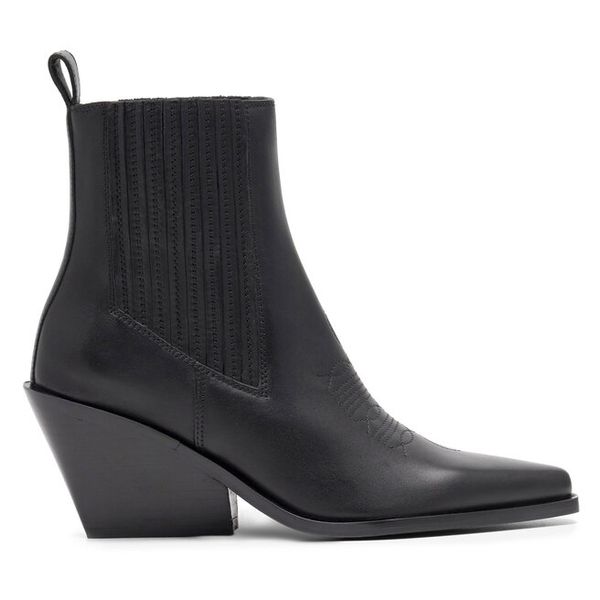 Botki Badura. Czarne botki damskie Badura, bez wzorów, bez obcasa, na słupku, bez zapięcia. Za 399.99 zł.