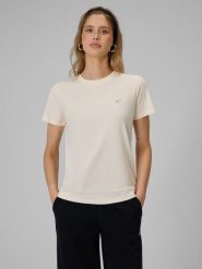 4F T-shirt regular gładki damski - kremowy L. Brązowe t-shirty damskie 4F, l, bez wzorów, z bawełny, klasyczne, bez kołnierzyka, bez ramiączek. Za 49.99 zł.