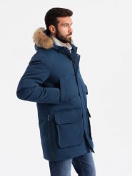 Długa ocieplana męska kurtka parka z rozpinanym dołem – granatowa V5 OM-JALJ-0184 - XXL. Niebieskie kurtki męskie Ombre Clothing, l, z aplikacjami, z gumy. W wyprzedaży za 309.99 zł.