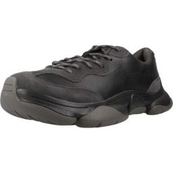 Buty CAMPER KARST Czarny. Czarne buty zimowe męskie Camper, bez wzorów, ze skóry, bez obcasa, bez zapięcia. Za 788.51 zł.