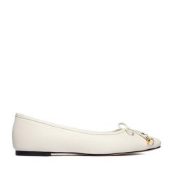 Baleriny GINO ROSSI. Białe balerinki damskie Gino Rossi, bez wzorów, bez obcasa, bez zapięcia. Za 329.99 zł.