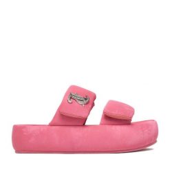 Klapki Juicy Couture. Czerwone klapki damskie Juicy Couture, bez wzorów, bez obcasa, bez zapięcia. Za 249.99 zł.