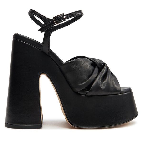 Sandały Vic Matié. Czarne sandały damskie Vic Matié, bez wzorów, bez obcasa, na słupku, bez zapięcia. Za 1,259.99 zł.