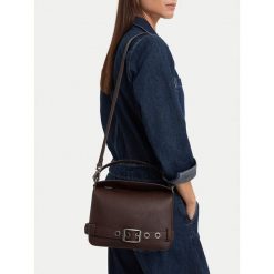Torebka G-Star. Brązowe listonoszki damskie G-Star, bez wzorów, bez dodatków. Za 279.99 zł.