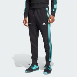 Spodnie Mercedes - Amg Petronas Formula One Team Dna. Białe spodnie dresowe damskie Adidas, s, bez wzorów, z dresówki, na fitness i siłownię. Za 259.00 zł.