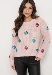 Jasnoróżowy Sweter z Tłoczonej Dzianiny z Wiskozą Zdobiony Cekinowymi Kwiatami Edamara. Czerwone swetry nierozpinane damskie Born2be, l, z aplikacjami, z dzianiny, klasyczne, bez kołnierzyka, bez ramiączek. Za 89.99 zł.