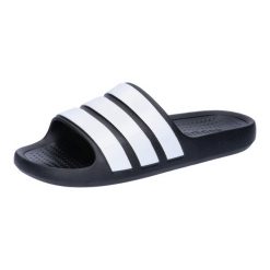 Sandały Dorosły Adidas Adilette czarny. Czarne sandały męskie Adidas, bez wzorów, z materiału, bez zapięcia. Za 134.20 zł.