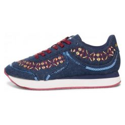 Desigual tenisówki damskie Galaxy Exotic Denim 36 ciemnoniebieskie. Niebieskie trampki i tenisówki damskie Desigual, bez wzorów, z denimu, bez zapięcia. W wyprzedaży za 216.00 zł.