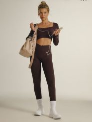 4F Legginsy treningowe damskie 4F x Anna Lewandowska - brązowe L. Brązowe legginsy damskie 4F, bez wzorów, z materiału. Za 129.99 zł.