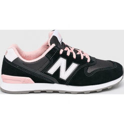 New Balance - Buty. Czarne obuwie sportowe damskie New Balance, bez wzorów, z materiału, z okrągłym noskiem, bez zapięcia, Adidas Advantage. W wyprzedaży za 269.90 zł.