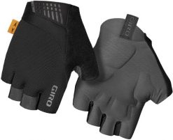 Giro Rękawiczki damskie GIRO SUPERNATURAL W krótki palec black roz. L (obwód dłoni 190-204 mm / dł. dłoni 185-195 mm) (NEW). Czarne rękawiczki damskie Giro, bez wzorów. Za 264.99 zł.