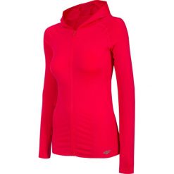 Bluza treningowa damska BLDF301 - czerwony. Czerwone bluzy damskie 4F, bez wzorów, z dzianiny, bez ramiączek, z kapturem. W wyprzedaży za 69.99 zł.