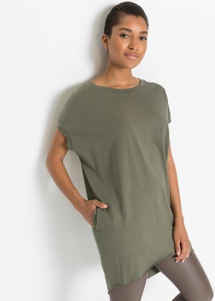 Długi T-shirt z czystej bawełny. Czerwone t-shirty damskie bonprix, bez wzorów, z bawełny, bez kołnierzyka, bez ramiączek. Za 57.99 zł.