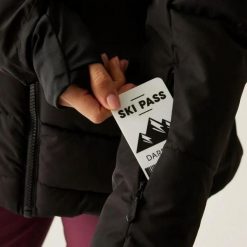 Damska kurtka z kapturem Dare 2B Glacier. Czarne kurtki sportowe damskie Dare 2B, bez wzorów, z materiału, bez ramiączek, z kapturem, narciarskie. Za 468.00 zł.