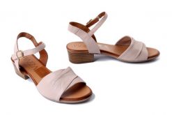 PIAZZA 910128-08 beige, sandały damskie. Brązowe sandały damskie Piazza, bez wzorów, ze skóry, bez obcasa, bez zapięcia. Za 299.90 zł.