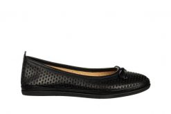 Baleriny Bayla-161 158 709 Black 161713, Czarny, Skóra naturalna - 39. Czarne balerinki damskie Bayla, na lato, bez wzorów, z materiału, bez obcasa, na płaskiej podeszwie, bez zapięcia. W wyprzedaży za 179.10 zł.
