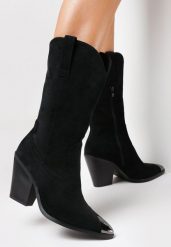 Czarne Botki Lobb. Czarne botki damskie Born2be, bez wzorów, z materiału, boho, ze szpiczastym noskiem, przed kolano, bez obcasa, na obcasie, bez zapięcia. Za 79.99 zł.