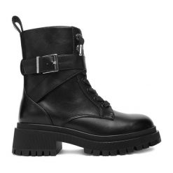 Trzewiki Nine West. Czarne botki damskie Nine West, bez wzorów, bez obcasa, na płaskiej podeszwie, bez zapięcia. Za 279.99 zł.