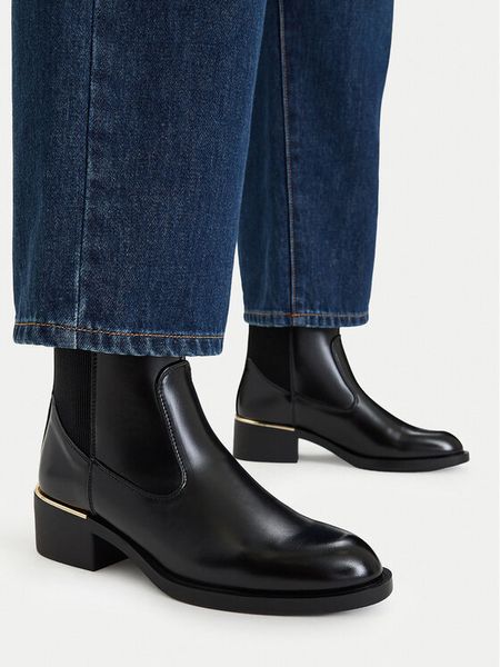MEXX Botki CEO-HY25809-1 Czarny. Czarne botki damskie Mexx, bez wzorów, bez obcasa, na słupku, bez zapięcia. Za 249.99 zł.