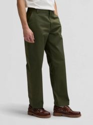 MESKIE SPODNIE LEE LOOSE WORKWEAR CHINO OAK MOSS 112378739. Zielone eleganckie spodnie męskie Lee, bez wzorów, z materiału. Za 189.99 zł.