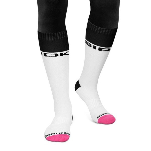 Skarpety snowboardowe Siroko Fuji White. Białe skarpetki damskie SIROKO, bez wzorów, z bawełny. Za 85.00 zł.