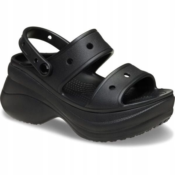 Sandały dla Kobiet Crocs Bae Sandal. Brązowe sandały damskie Crocs, bez wzorów, z materiału, bez obcasa, na platformie, bez zapięcia. Za 119.99 zł.