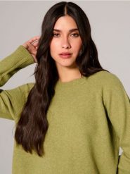 Sweter - zielony. Zielone swetry nierozpinane damskie Sinsay, l, bez wzorów, bez kołnierzyka, bez ramiączek. W wyprzedaży za 29.99 zł.