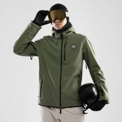 Męska kurtka snowboardowa Sporty zimowe Siroko W2 Army. Zielone kurtki męskie SIROKO, na zimę, l, bez wzorów, z softshellu, bez kaptura, narciarskie. W wyprzedaży za 330.95 zł.