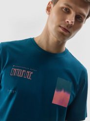 4F T-shirt z nadrukiem męski - turkusowy XL. Niebieskie t-shirty męskie 4F, m, z aplikacjami, z bawełny, bez kołnierzyka, bez ramiączek. W wyprzedaży za 39.99 zł.