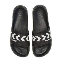 Klapki basenowe Hummel Larsen Slipper. Czarne klapki męskie Hummel, bez wzorów, z materiału, bez zapięcia. Za 129.17 zł.