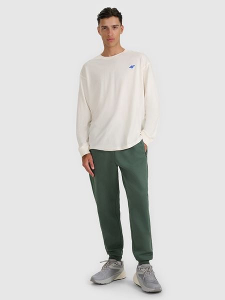 4F Spodnie dresowe joggery męskie - oliwkowe/khaki L. Brązowe spodnie sportowe męskie 4F, l, bez wzorów, z dresówki. W wyprzedaży za 139.99 zł.