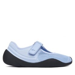 Baleriny Lacoste. Niebieskie balerinki damskie Lacoste, bez wzorów, bez obcasa, bez zapięcia. Za 506.99 zł.