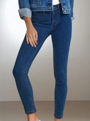 Jeansy skinny mid waist - granatowy. Niebieskie jeansy damskie Sinsay, bez wzorów, z bawełny. Za 19.99 zł.