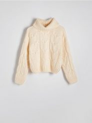 Sweter z golfem - kremowy. Białe swetry nierozpinane damskie Reserved, l, bez wzorów, z dzianiny, bez kołnierzyka, bez ramiączek. W wyprzedaży za 69.99 zł.