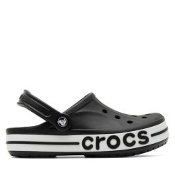 Klapki Crocs. Czarne klapki damskie Crocs, bez wzorów, bez obcasa, bez zapięcia. Za 229.99 zł.