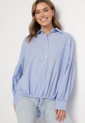Jasnoniebieska Bawełniana Koszula Oversize w Paski ze Ściągaczem Elineola. Niebieskie koszule damskie Born2be, uniwersalny, bez wzorów, z bawełny, eleganckie, bez kołnierzyka, bez ramiączek. Za 129.99 zł.