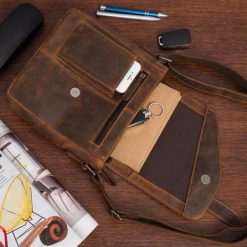 Torba męska skórzana na ramię zgrabna brązowa elegancka Beltimore N18. Brązowe torby na ramię męskie na ramię. Za 319.90 zł.