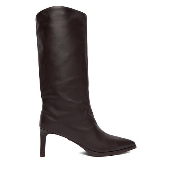 Kozaki GINO ROSSI. Brązowe kozaki damskie Gino Rossi, bez wzorów, bez obcasa, na szpilce, bez zapięcia. Za 419.99 zł.