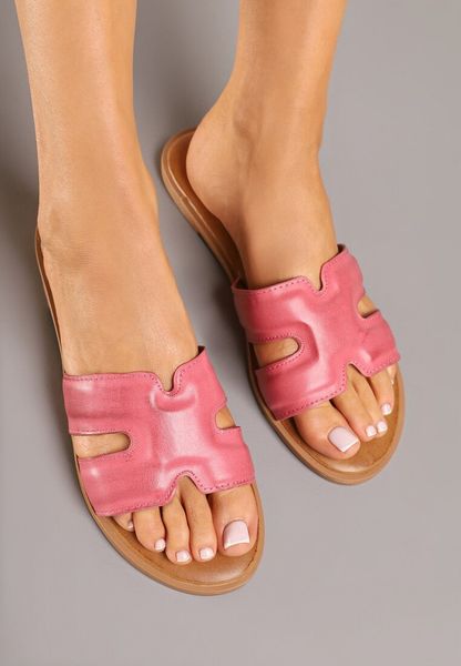 Różowe Klapki Basic z Wycięciami Varauri. Czerwone klapki damskie Renee, na lato, bez wzorów, z jeansu, eleganckie, bez obcasa, na płaskiej podeszwie, bez zapięcia. Za 89.99 zł.