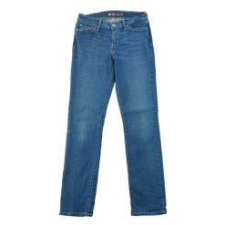 Levi Strauss damskie jeansy Slight Curve. Niebieskie jeansy damskie Levi's®, bez wzorów, z jeansu, klasyczne. Za 127.76 zł.