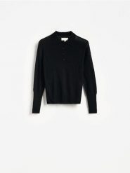 Wełniany sweter polo - czarny. Czarne swetry nierozpinane damskie Reserved, l, bez wzorów, z wełny, bez kołnierzyka, bez ramiączek. Za 199.99 zł.