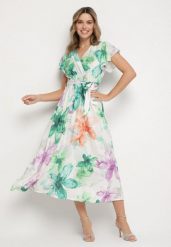 Ciemnozielona Sukienka w Kwiaty o Kopertowym Kroju z Wiązanym Paskiem Redanae. Zielone sukienki damskie Born2be, na co dzień, l, bez wzorów, eleganckie, bez kołnierzyka, bez ramiączek, maxi, kopertowe. Za 74.99 zł.